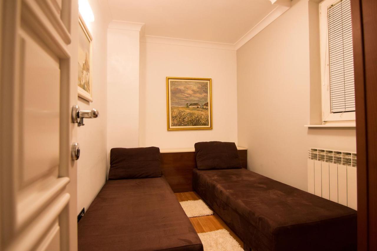 Apartment Novak Belgrade Luaran gambar